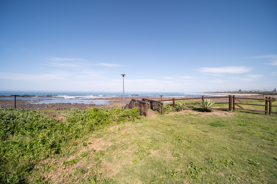 4 Bedroom Property for Sale in Gonubie Eastern Cape